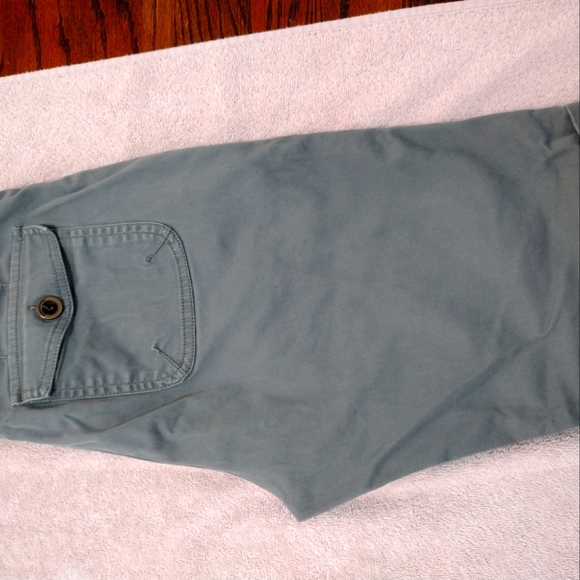 Gloria Vanderbilt shorts stretch waistband - Picture 2 of 6